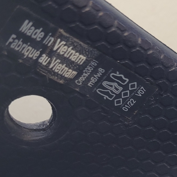 Crocs Classic Two-Strap Sandal Navy Blue Slip-on Shoe - W8 / M6 (Unisex) - Picture 10 of 11